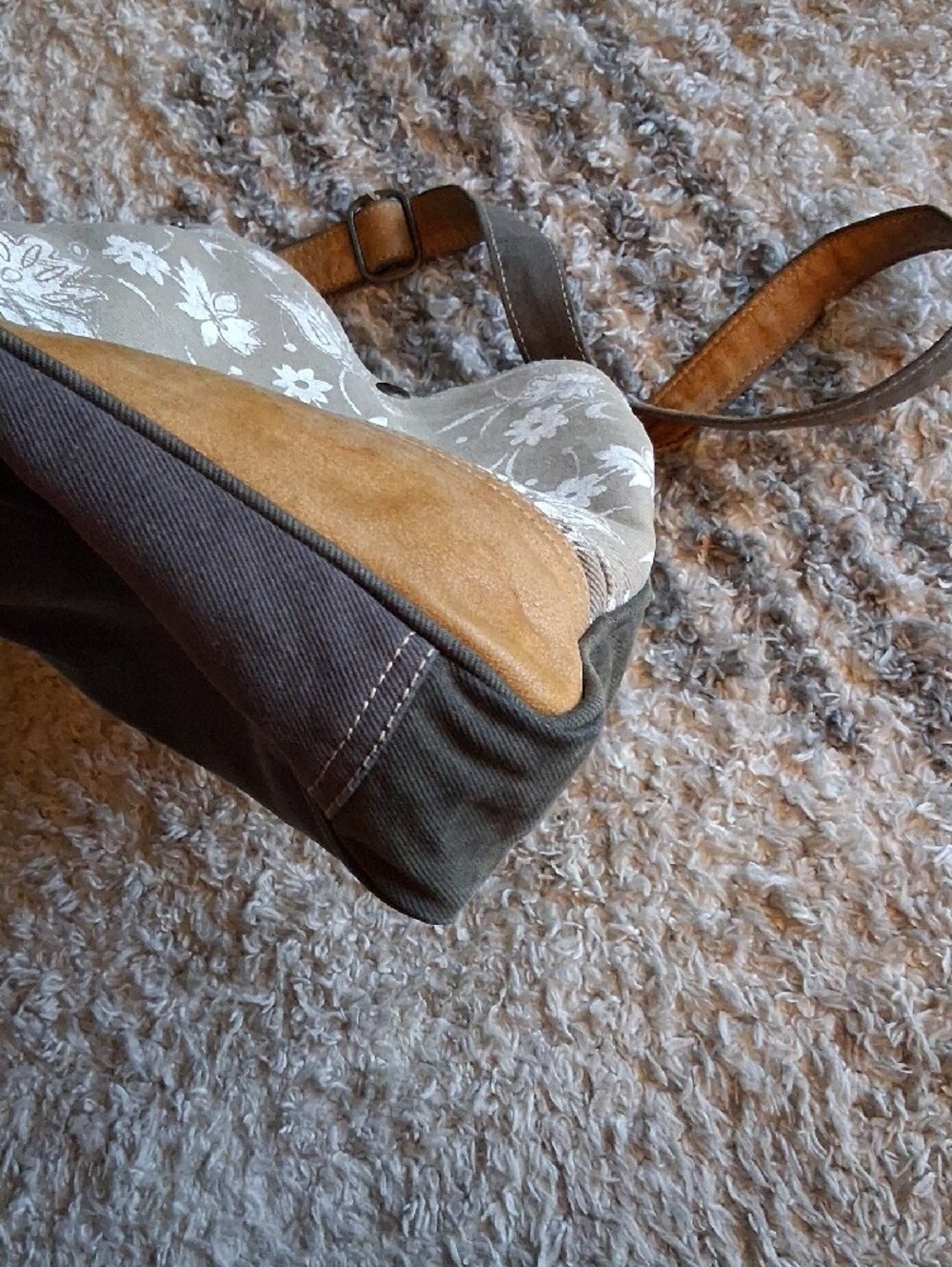 Myra Bag Canvas Leather Floral Crossbody Bag in Beige and Brown - Picture 4 of 16